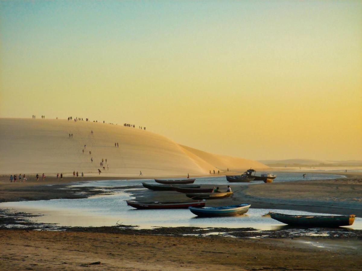 Pousada Solar Da Praia Jeri Жижока ди Жерикоакоара Екстериор снимка